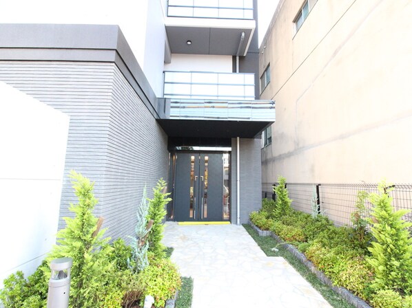 S-RESIDENCE桜山Eastの物件外観写真